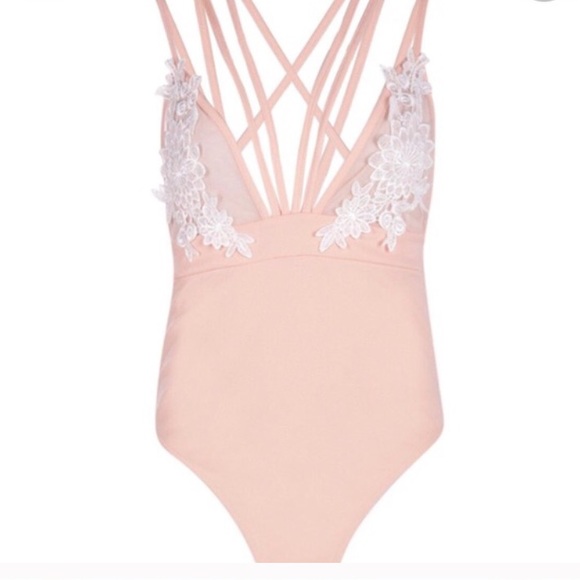 Very cute Bodysuit - Picture 2 of 3