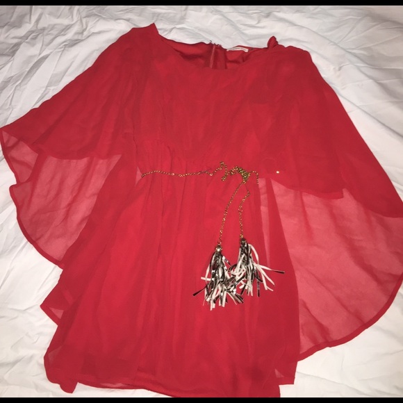 Red dress - Picture 3 of 5