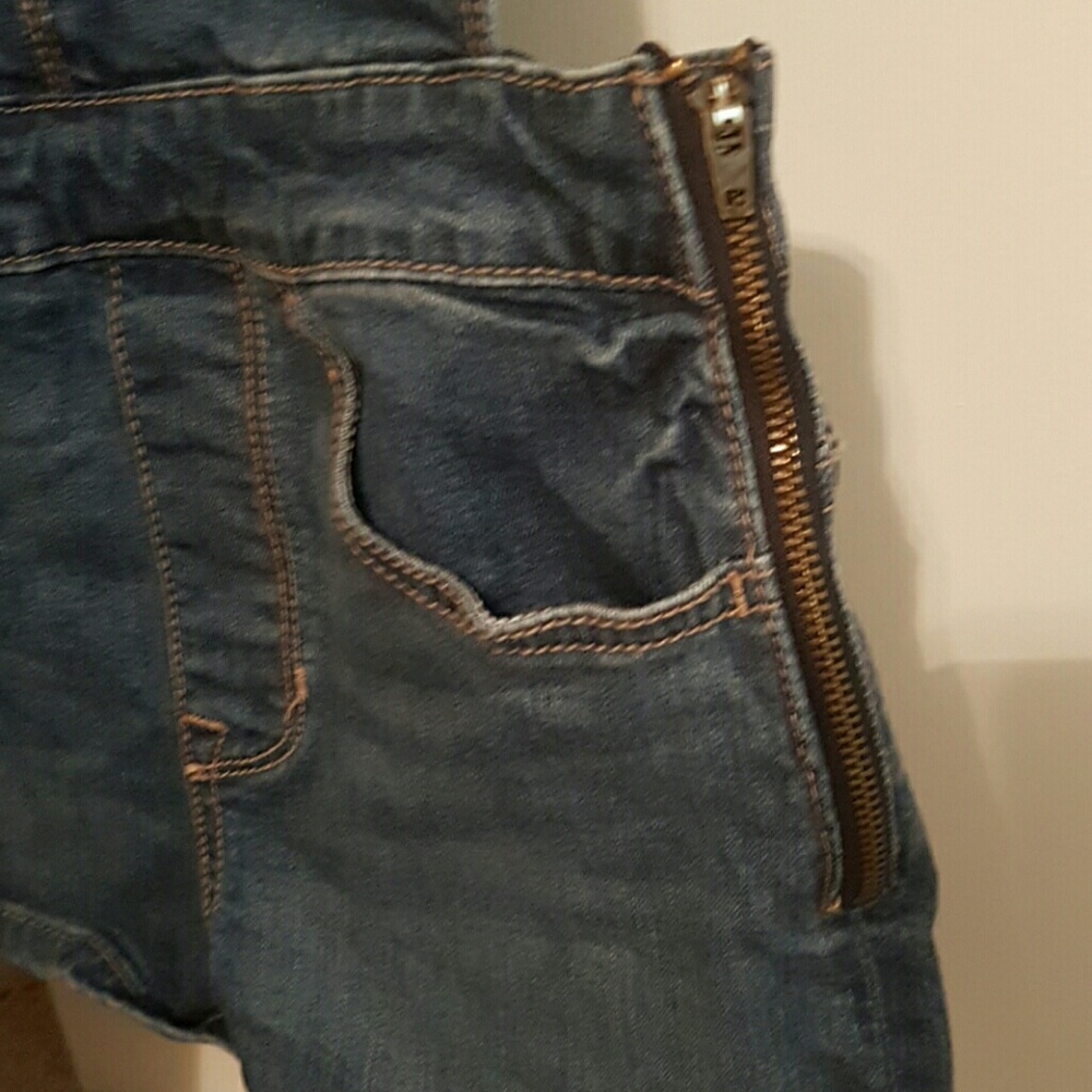 NWOT Jean overall shorts - Picture 2 of 5