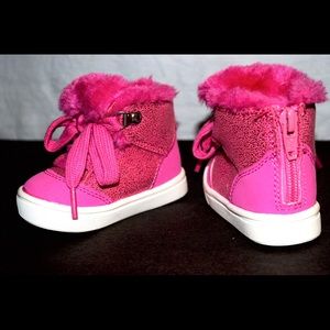 ~Pink Fur Boots .Genuine Kids by Osh Kosh. •Size 3