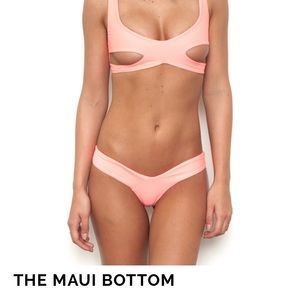 Lee and lani Maui bottoms small