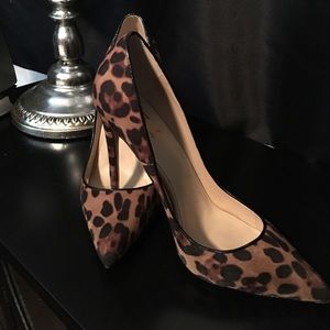 FSJ leopard high fashion heels!