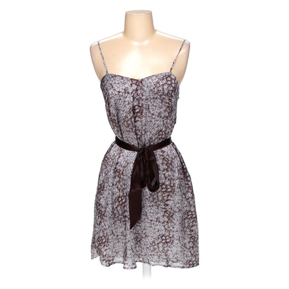 🆕Brown mini dress with removable tie - Picture 2 of 3