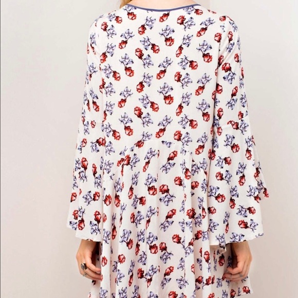 Bohemian Bell Sleeve Dress - Picture 5 of 5