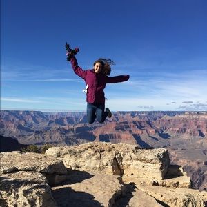 Meet your Posher, Phoebe