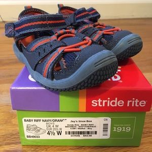 Stride Rite shoes size 4 1/2 W
