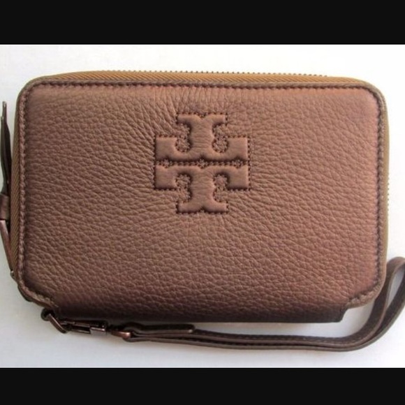Tory Burch Handbags - 🎉HP🎉Tory Burch Thea Bronze smartphone wristlet