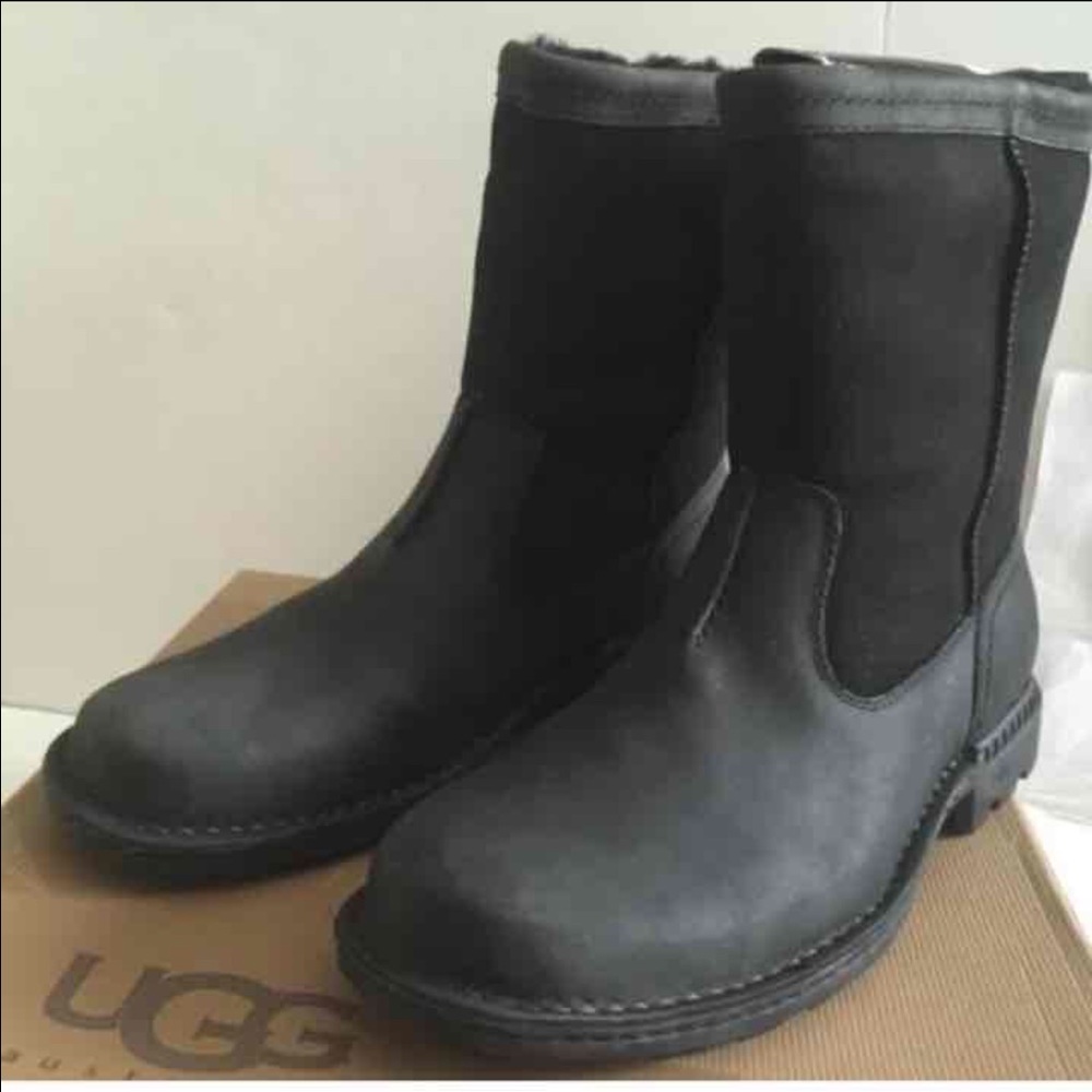 SOLD Hartsville Waterproof Black Boots 12