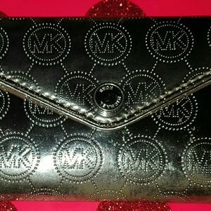Michael Kors MK Iphone Wallet