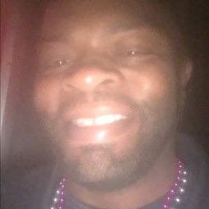 Meet your Posher, Carlos