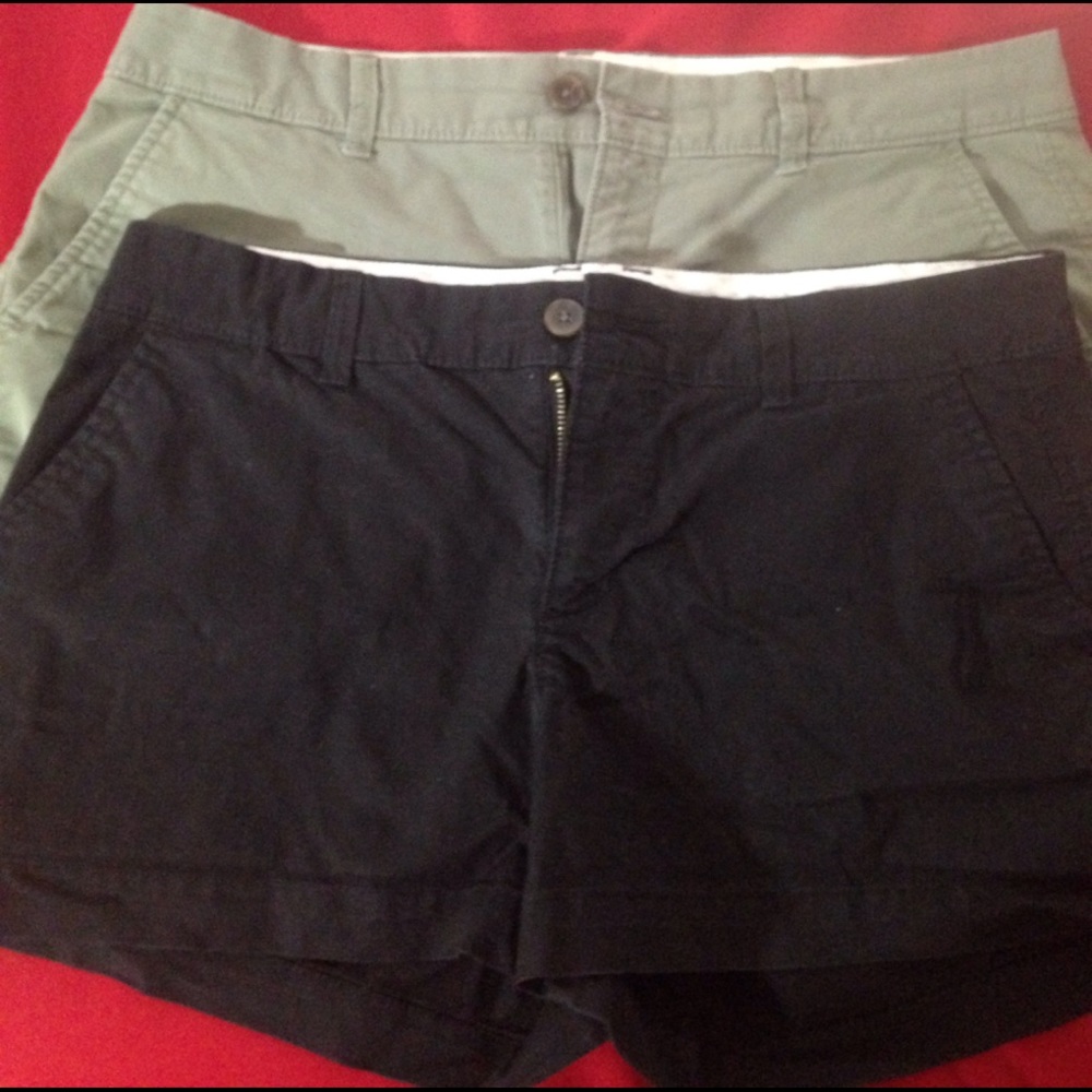Black and green khaki shorts