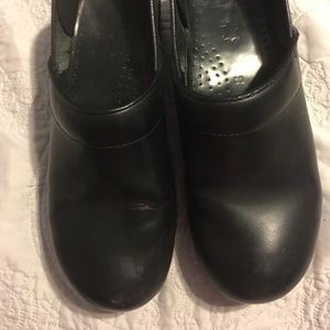 Dansko size 39