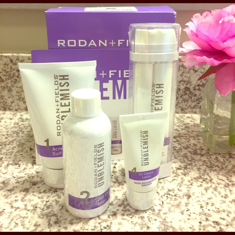 Rodan + Fields Unblemish Regimen