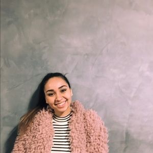 Meet your Posher, Jazmine