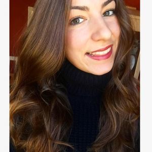 Meet your Posher, Nicole