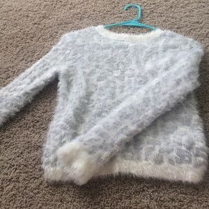 CIRCO kids grey/white cheetah sweater LG 10-12