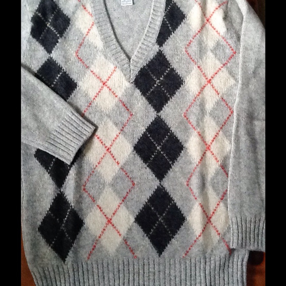 Vintage Shetland Wool Argyle V Neck Sweater EUC