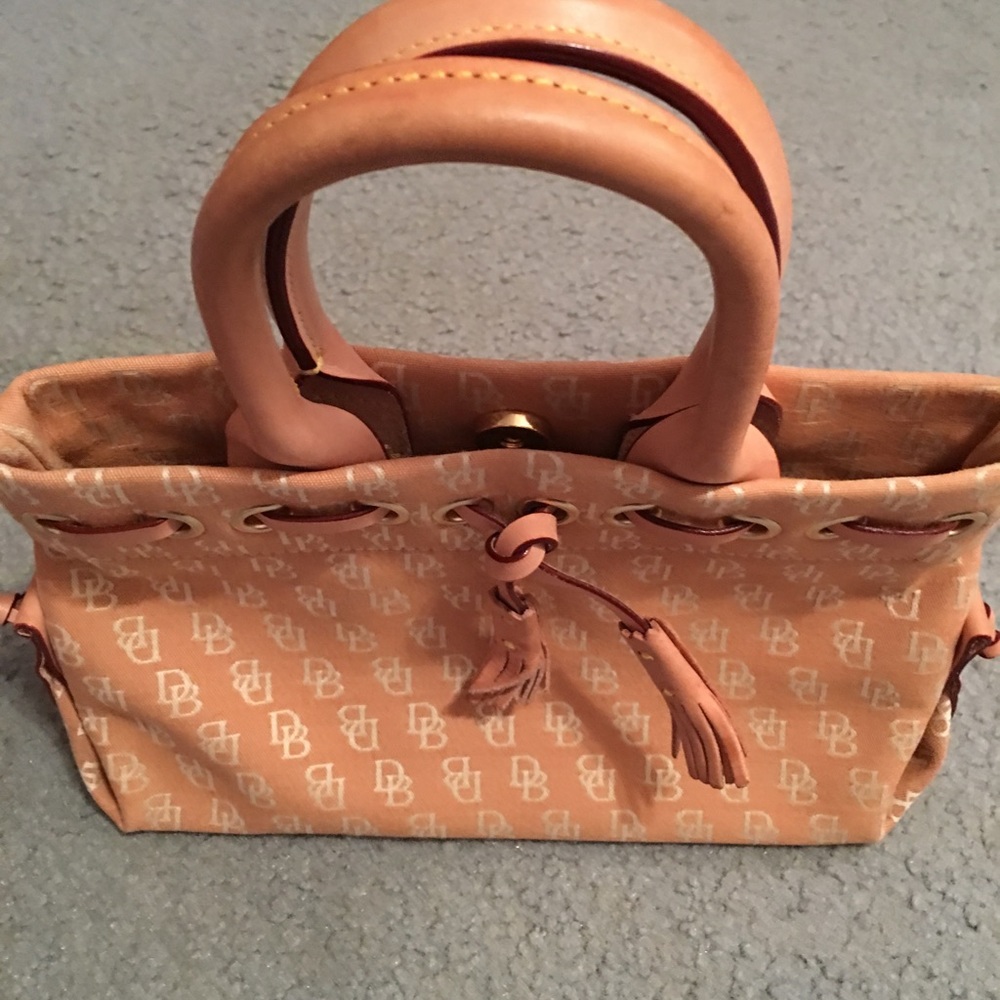 dooney&bourke handbag