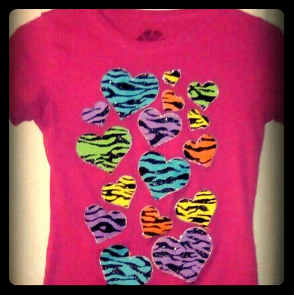 Super Shiny Juniors Tiger Printed Hearts Tee-Shirt