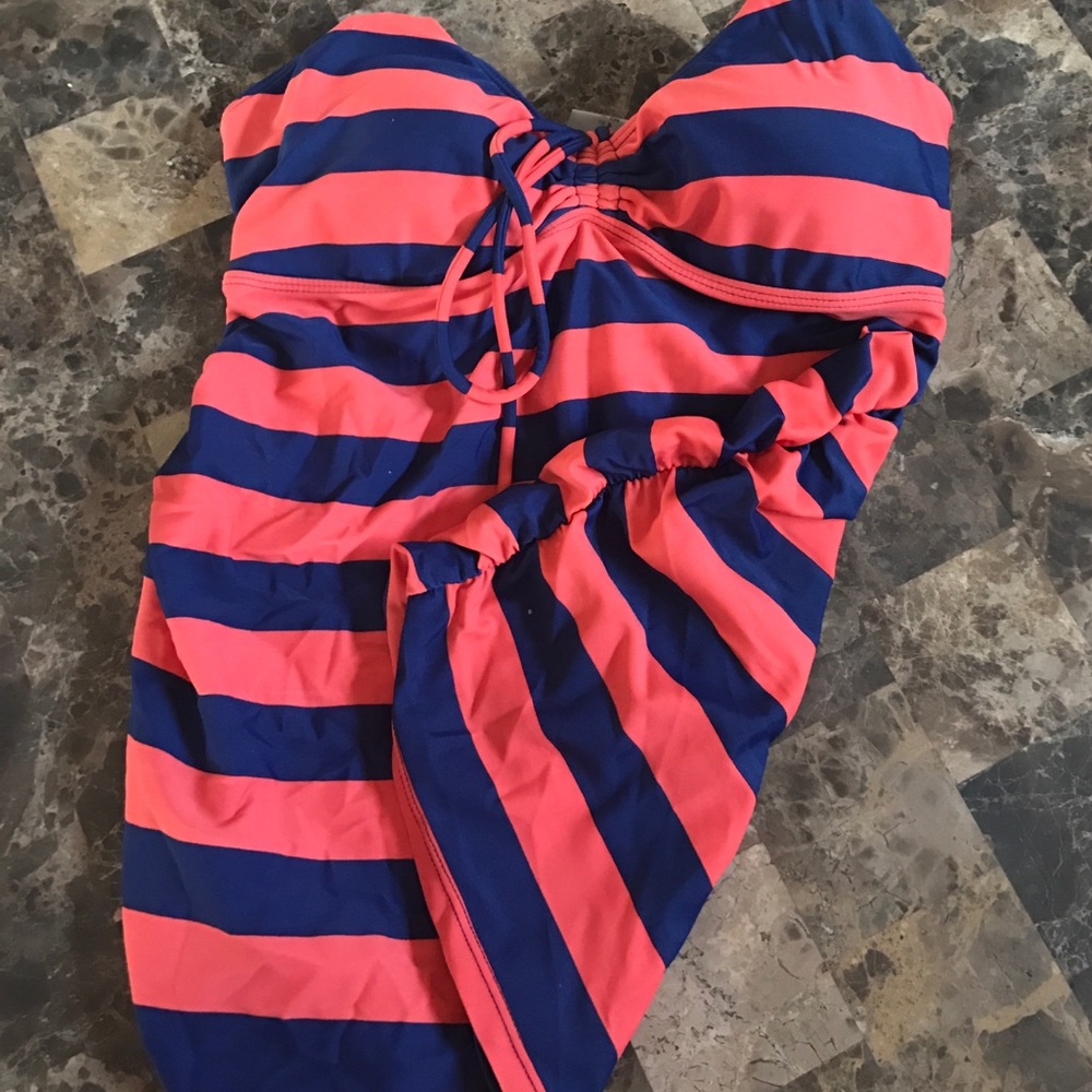 Motherhood  maternity bathing suit 👙 small