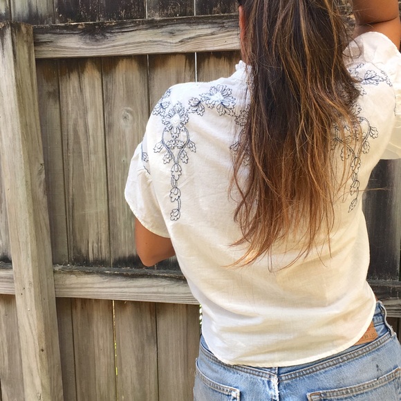 Bohemian Embroidered Tie Front Top - Picture 4 of 6