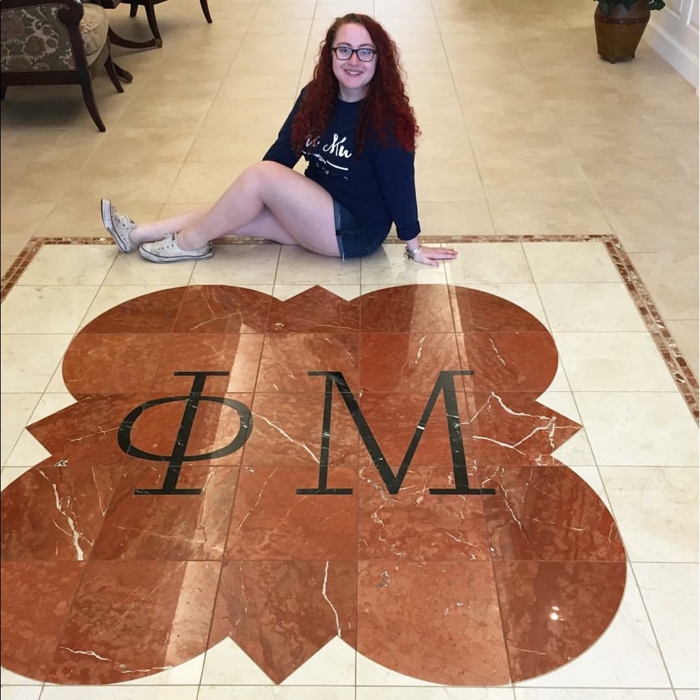 Meet your Posher, Abby