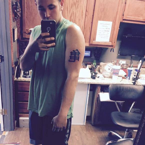 Meet your Posher, Edwin - Picture 1 of 1