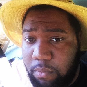 Meet your Posher, Lloyd