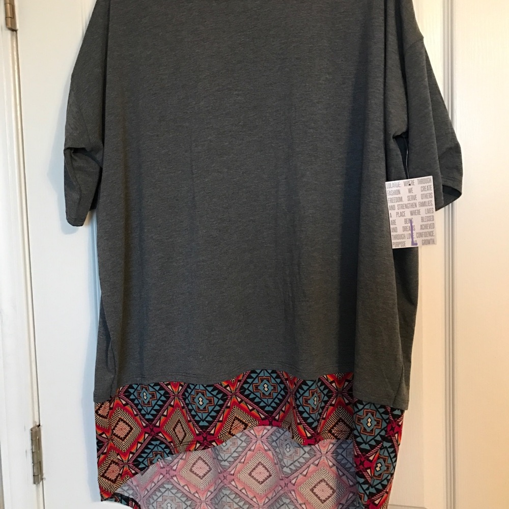 NWT- lularoe irma large
