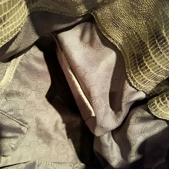 Large Gray Michael Kor's Purse - Picture 5 of 7