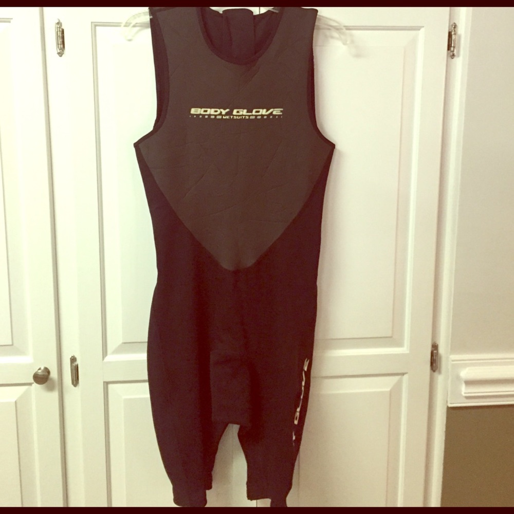 Body Glove neoprene wetsuit size medium