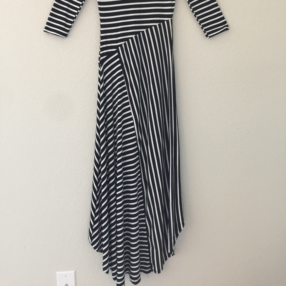 NWT Black and White Stripe Maxi - Picture 4 of 5
