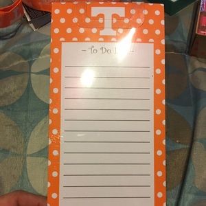 BUNDLE Of Tn Items- Bow, Notepad, Keyring, Pen