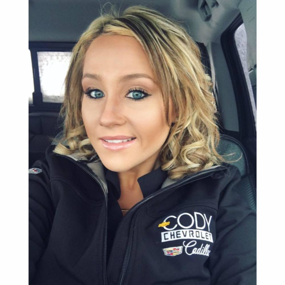 Meet your Posher, Lauren