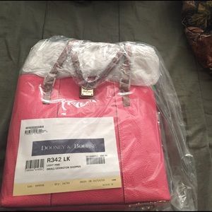 AUTHENTIC BNWT Dooney and Bourke Purse
