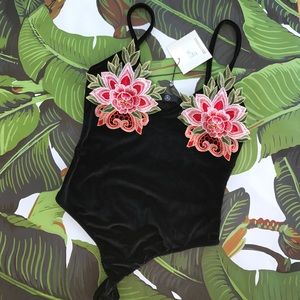 NWT VELVET BODY SUIT WITH ROSE PATCHES