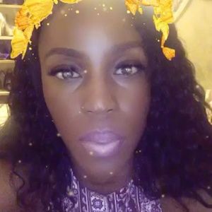 Meet your Posher, Kamelia
