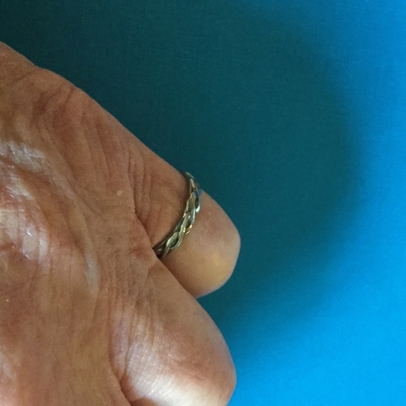 Handmade HM Simon Jewelry - Handmade Size 7 Sterling Silver Ring A-3-8