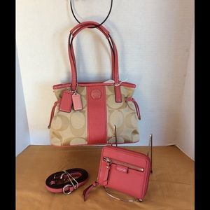 Coach mini Bag & wallet set. Coral.