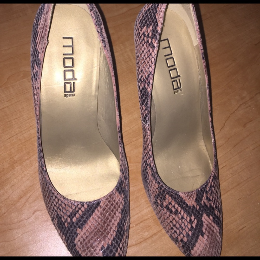 Ladies heels