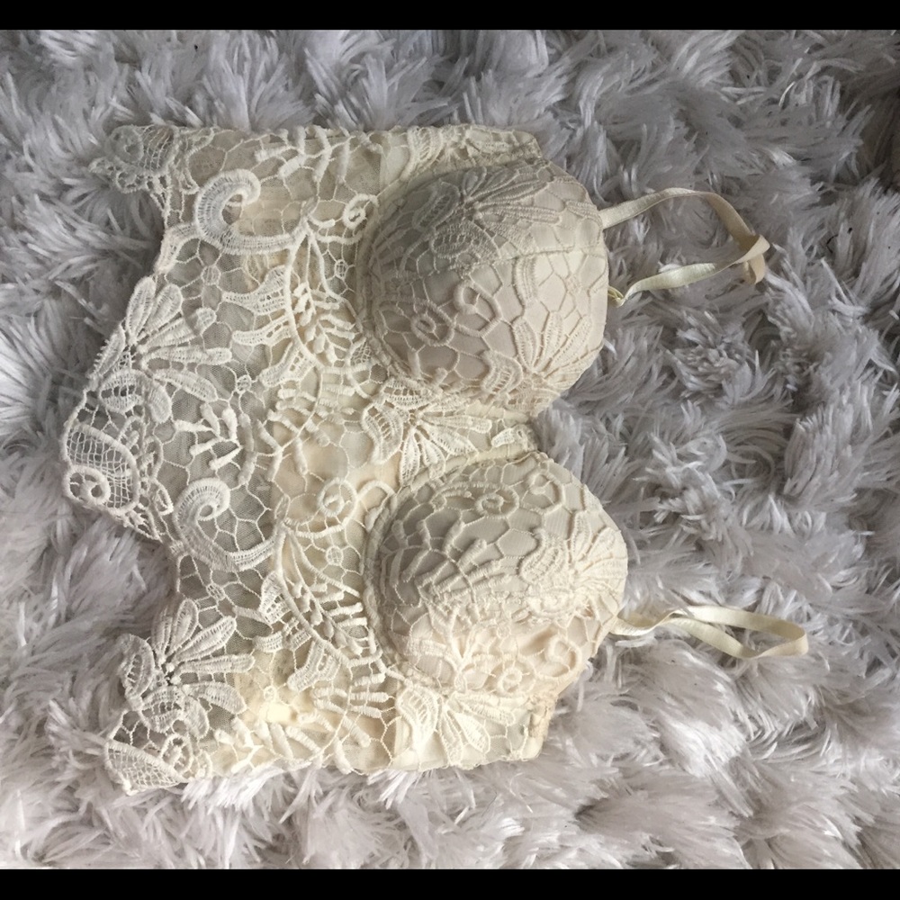 Bebe crop top
