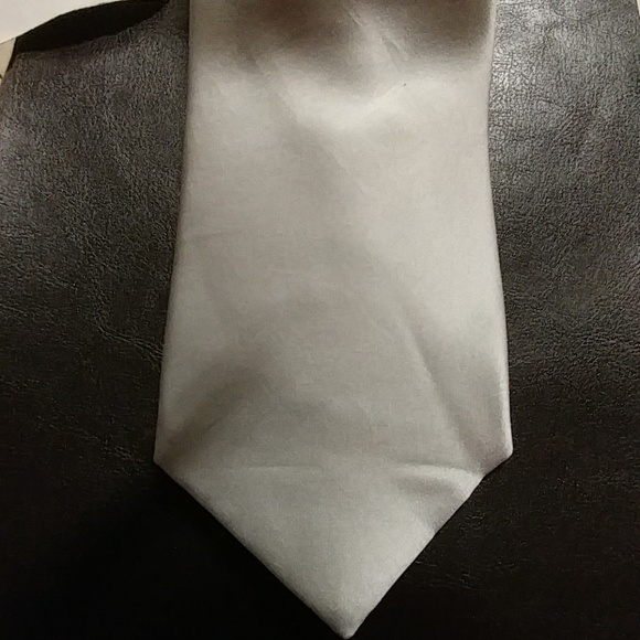 Silver Nichole Miller New York Mens Tie with tags - Picture 2 of 2