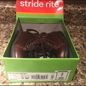 Brand new Stride Rite baby/toddler shoes size 3w