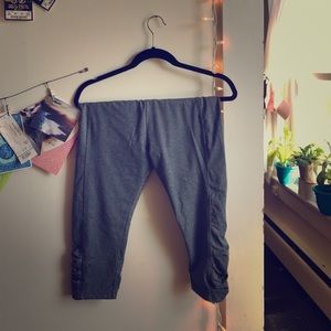 Grey Crop legging with gathered detail
