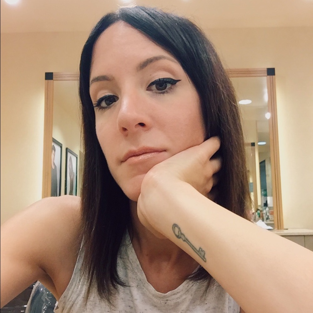 Meet your Posher, Christa