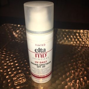 Elta MD tinted moisturizer
