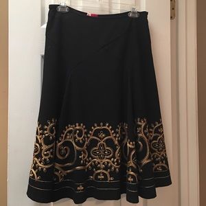 Beautiful sunny Leigh size 6 skirt