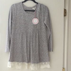 Light sweater tunic top