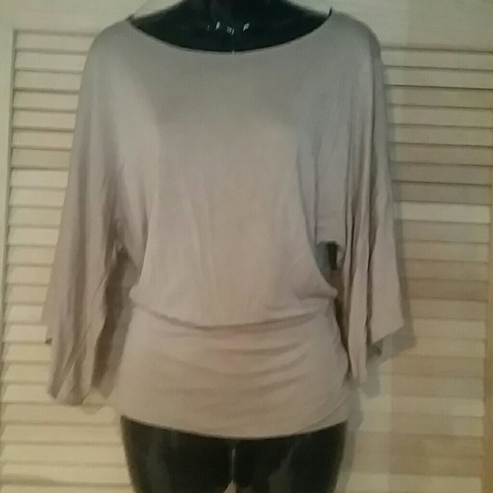 Adorable Boutique piko top. NWOT