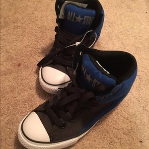 Converse All Stars Youth 5 Women's 7 NWT